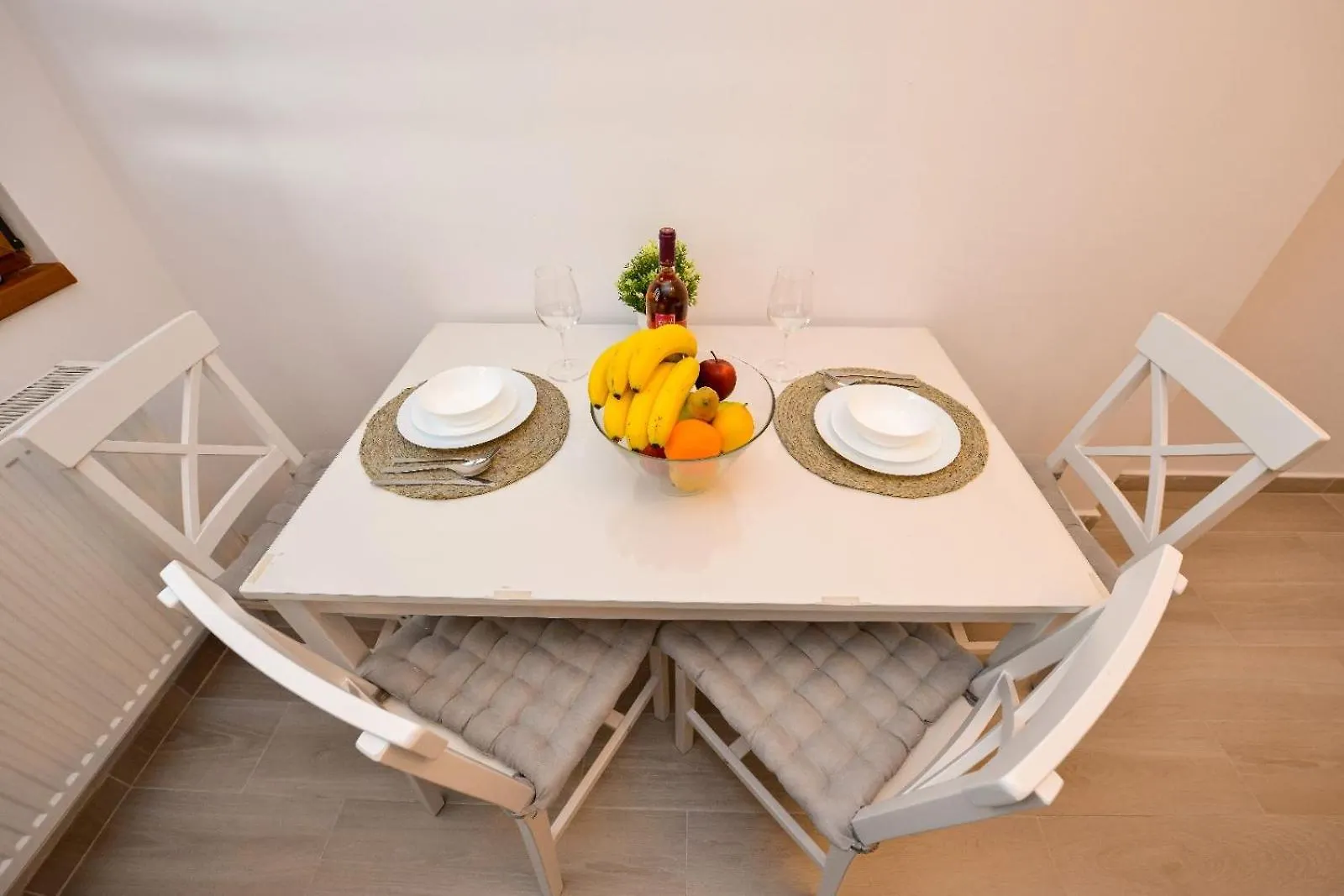 Bucharest Apartment - Private Parking 0*,