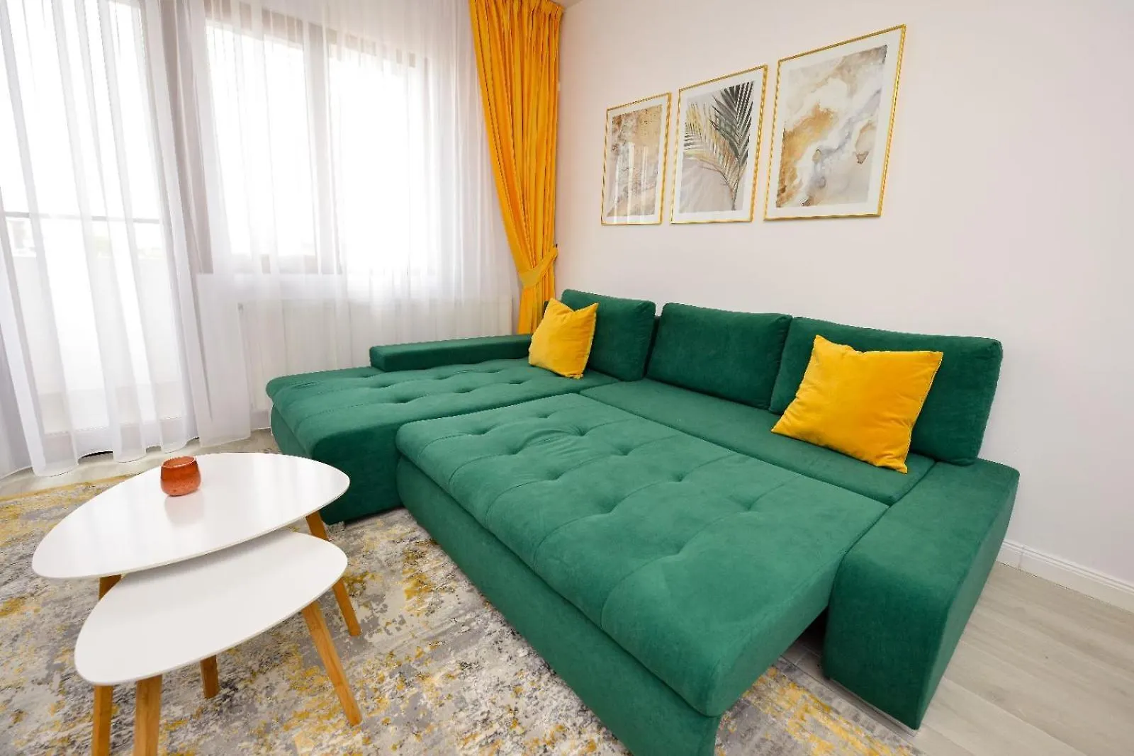 Bucharest Apartment - Private Parking