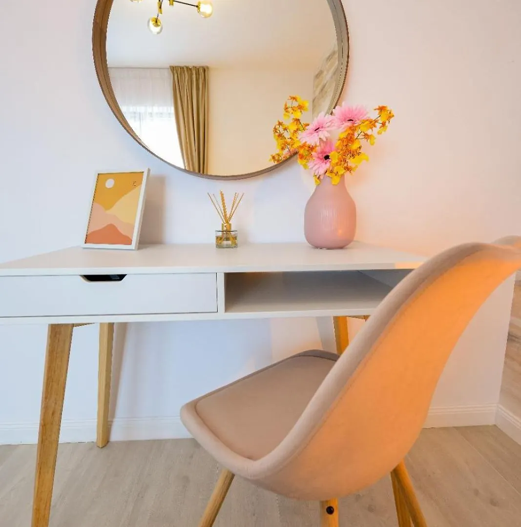 Bucharest Apartment - Private Parking