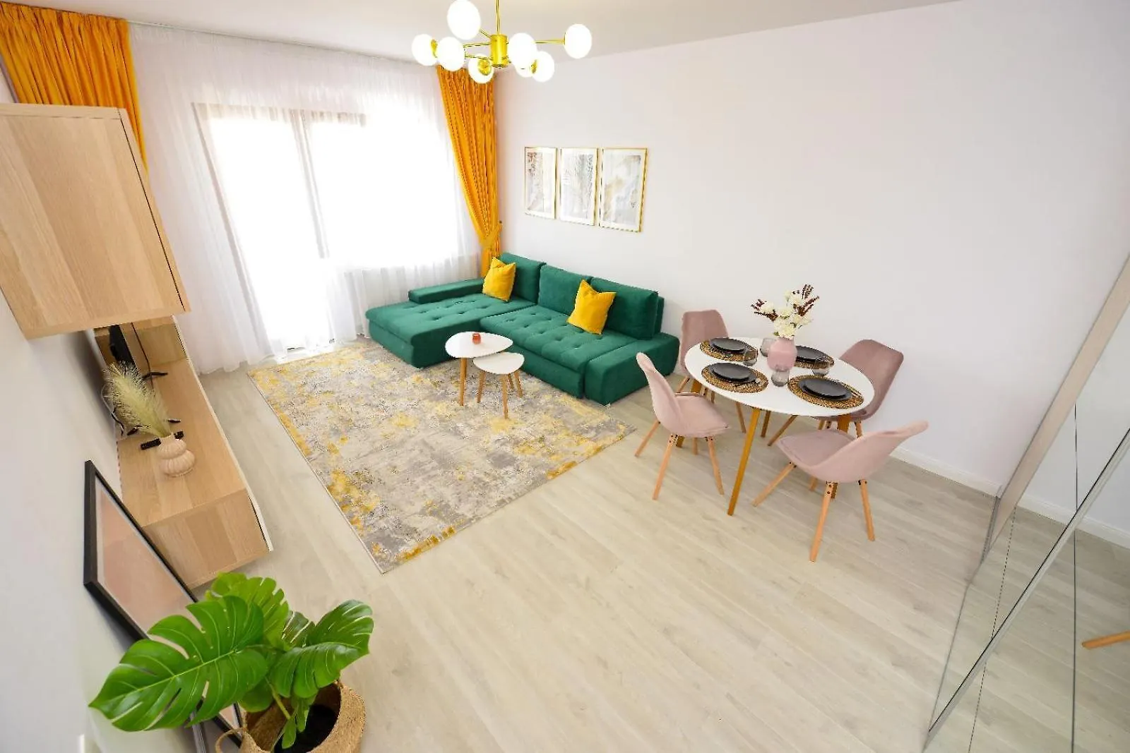 Bucharest Apartment - Private Parking