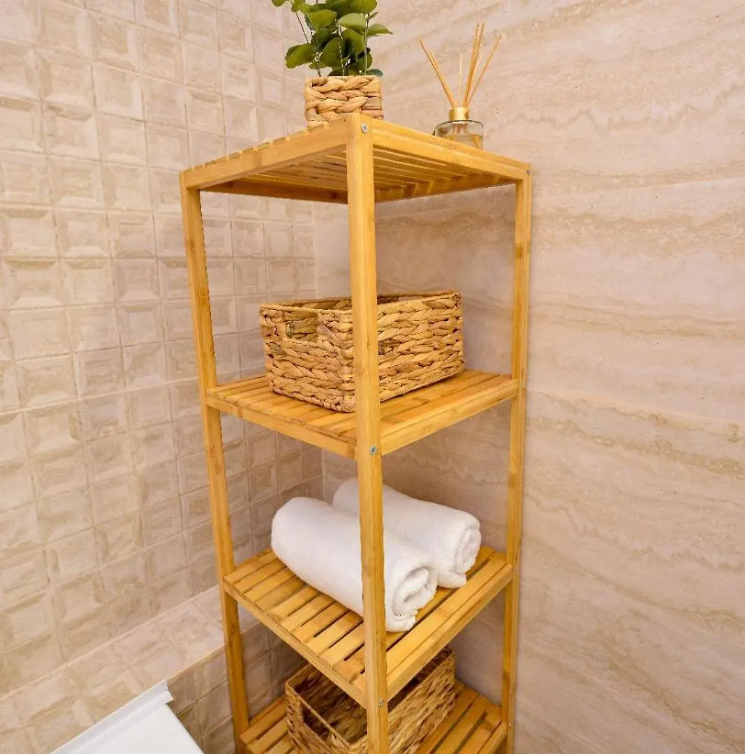 Bucharest Apartment - Private Parking